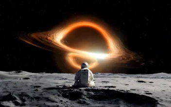 Astronaut vs Black Hole