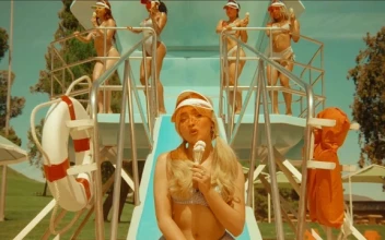 Sabrina Carpenter - Summer