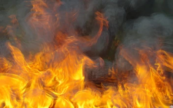 Flame  And  Dark  Smoke  4K  Live  Wallpaper