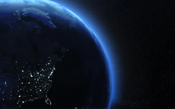 Earth spin Windows Animated Wallpaper