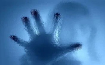 Hand Animated Wallpaper