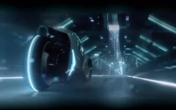 Cool Tron Legacy Light Cycle 720p
