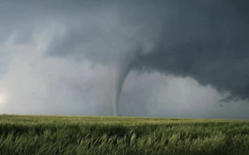 Tornado 22070 Original Free Stock Video