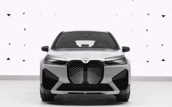 PC Bmw Ix Flow Front View Desktop