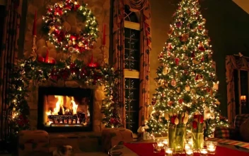 Christmas Room HD For PC