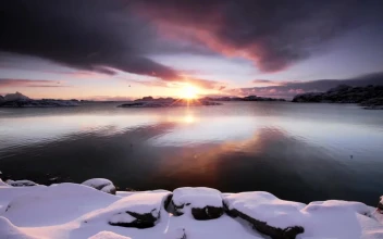 Icy Sunrise HD For PC