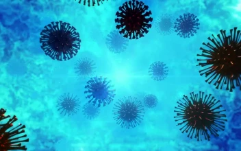 Stock Video 3d animation of coronavirus floating PC