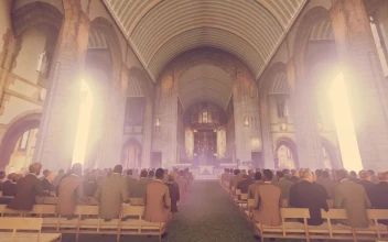 Stock Video 3d church full of people sitting in the seats PC