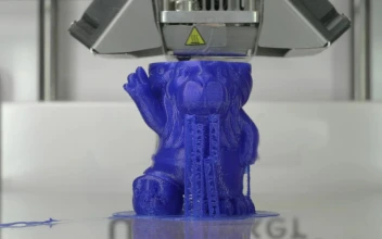 Stock Video 3d printing a cartoon animal PC