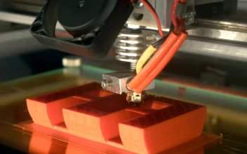 Stock Video 3d printing at home PC