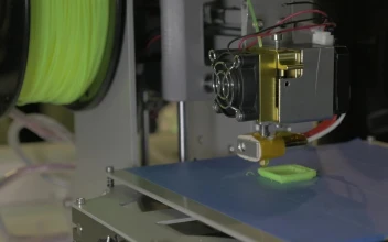 Stock Video 3d printing equipment PC