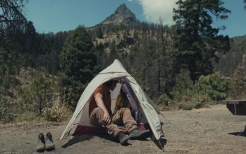 Stock Video A Couple Talking In A Tent for PC