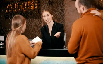 Stock Video A Family Checking In A Luxury Hotel for PC