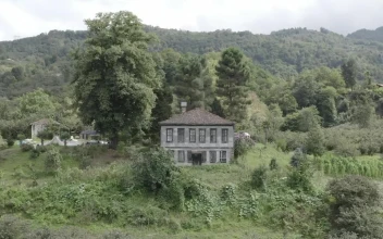 Stock Video Abandoned House At The Base Of A Mountain for PC
