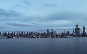 Stock Video Across New York After Rainfall for PC