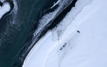 Stock Video Aerial View Of The Seashore In Iceland for PC