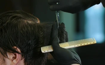 Stock Video Barber Cutting Hair Close Up For PC
