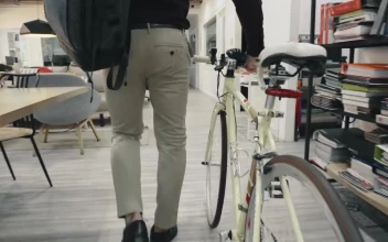 Stock Video Arriving At The Office By Bike For PC