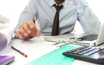 Stock Video Architect Running Out Of Ideas For PC