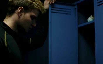 Stock Video Angry Athlete In The Dressing Room For PC