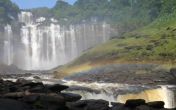 Stock Video Amazing Falls And River With A Little Rainbow For PC