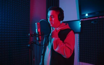 Stock Video A Man Singing In The Recording Studio For PC