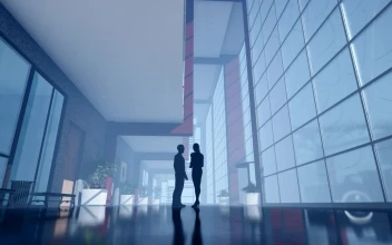 Stock Video Business People In A Corporate Building For PC