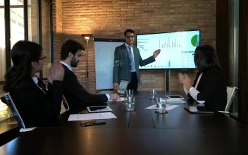 Stock Video Business Meeting With Businessmen For PC