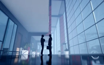 Stock Video Business Colleagues Talking For PC
