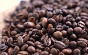 Stock Video Bunch Of Coffee Beans Rotating For PC