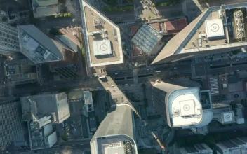 Stock Video Buildings With Helipads On Rooftops In Los Angeles For PC