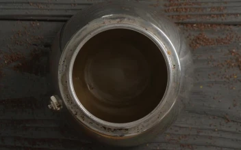 Stock Video Brewing Hot Coffee For PC