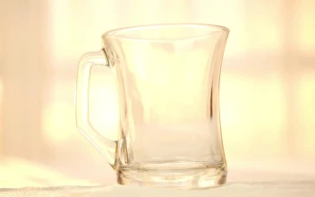 Stock Video Brewing Red Tea In A Glass Cup For PC