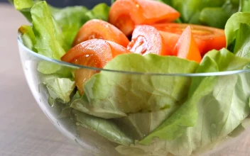 Stock Video Bowl Of Salad With Tomatos For PC