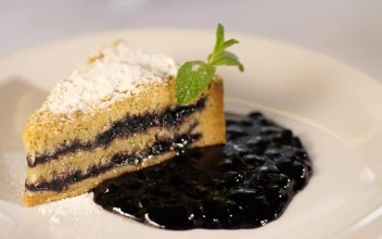 Stock Video Blueberry Cake On A Plate For PC
