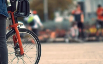 Stock Video Bike Ride Around The City For PC