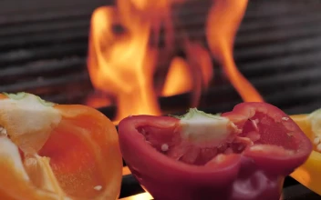 Stock Video Bell Peppers On The Bbq Grill For PC