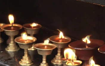Video Stock Close Up Of Burning Candles For PC