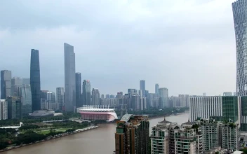 Video Stock Cityscape With River And Skyscrapers Zoom Out For PC