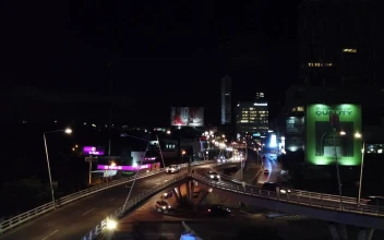 Video Stock City Traffic On A Bridge For PC