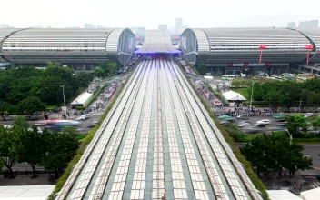 Video Stock City Full Of Cars And People Seen From Above For PC