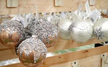 Video Stock Christmas Spheres Decoration On The Shelves For PC