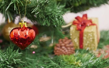 Video Stock Christmas Decorations On A Plastic Tree For PC