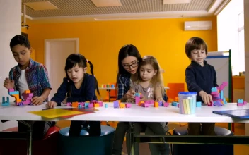 Video Stock Children Together At School For PC