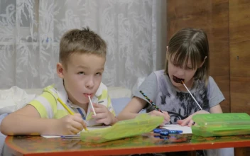 Video Stock Children Eating Candy While Drawing For PC
