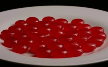 Video Stock Cherry Candies On A Slowly Rotating Plate For PC
