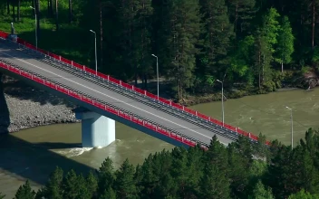 Video Stock Cars Crossing A Bridge In The Countryside For PC