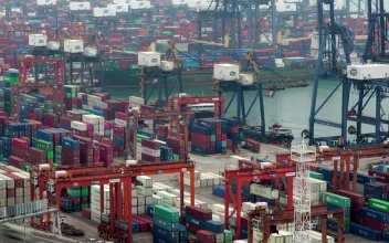 Video Stock Busy Hong King Containerport Time Lapse For PC