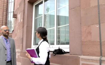 Video Stock Businessman Receives A Call When Greeting A Woman For PC