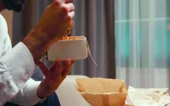 Video Stock Businessman Having A Late Dinner For PC